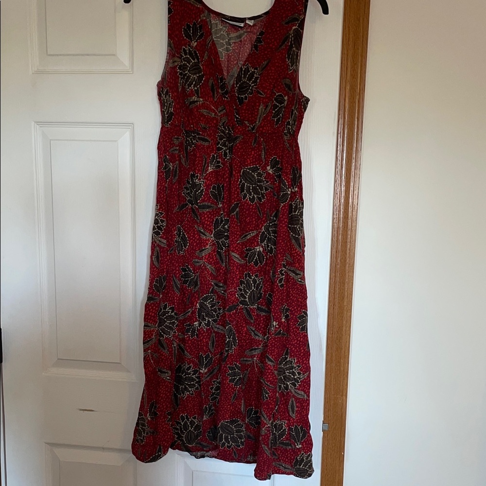 Croft & Barrow Red and Black Floral Midi Dress